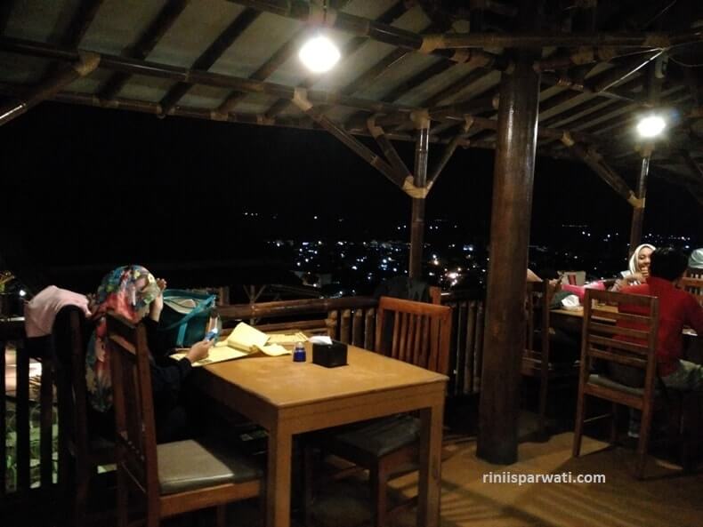 tempat wisata kuliner lampung romantis