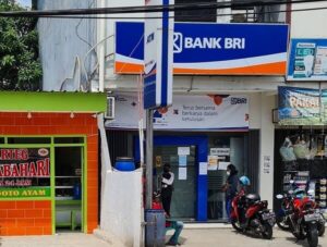 10 Keuntungan Menabung Di Bank BRI Beserta Kerugiannya, Harus Tahu!